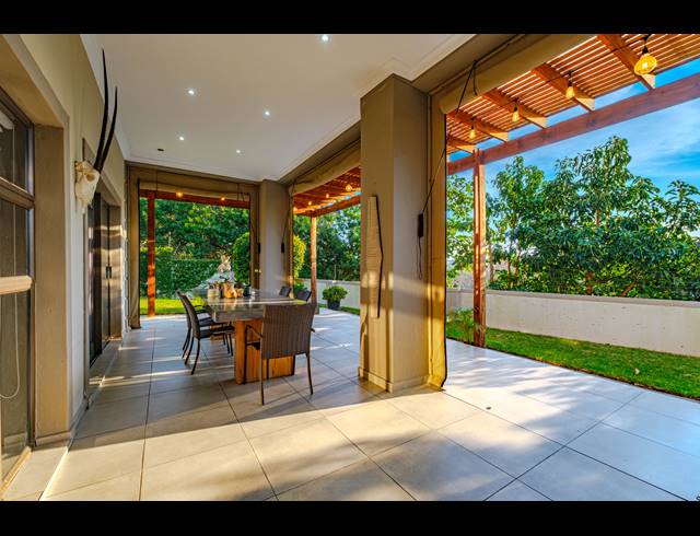 4 BEDROOM HOUSE FOR SALE IN SHEFFIELD BEACH